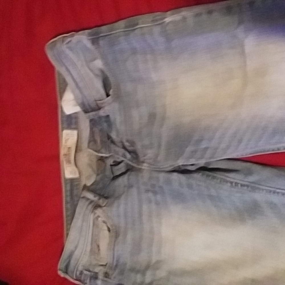 Hollister Jean 3s